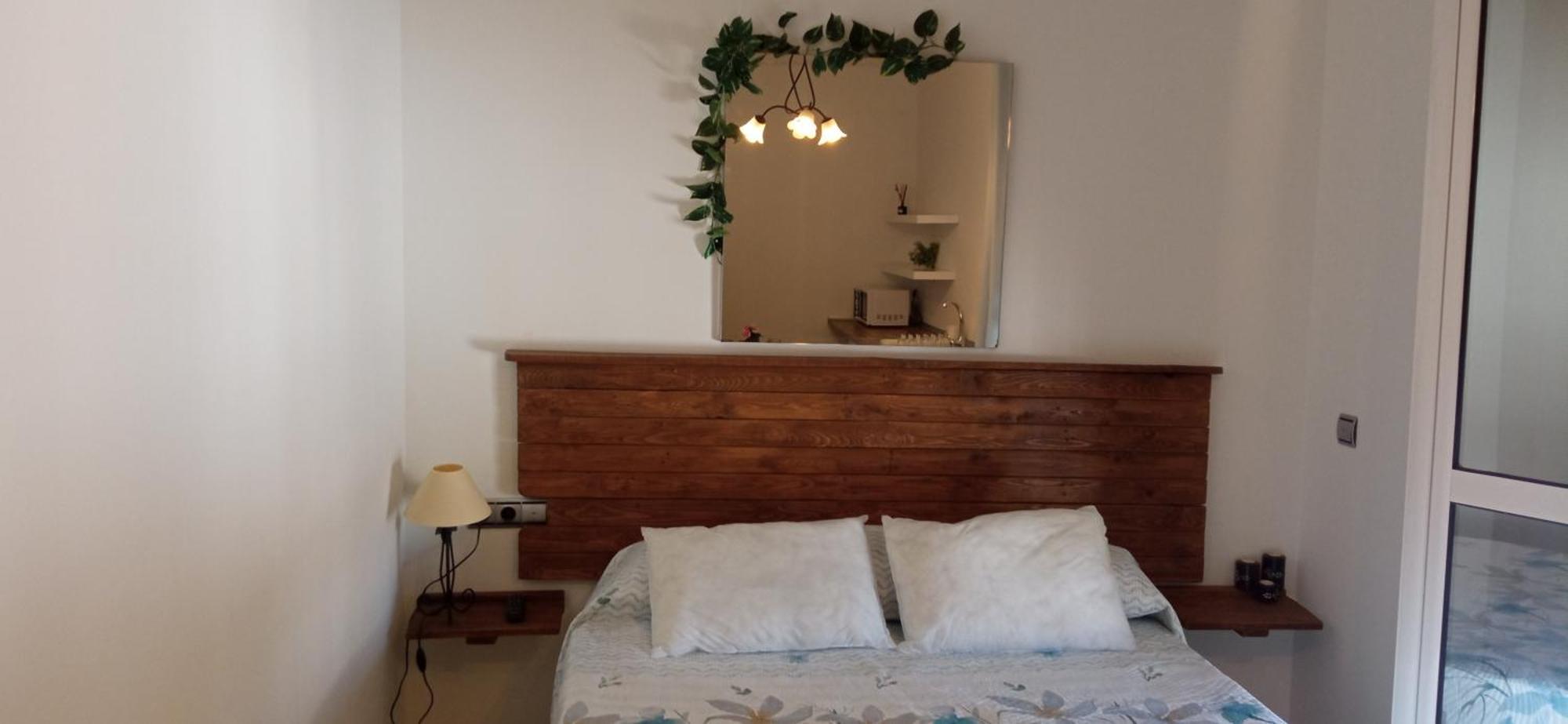 Habitacion Amplia Y Luminosa Coria del Río Eksteriør billede